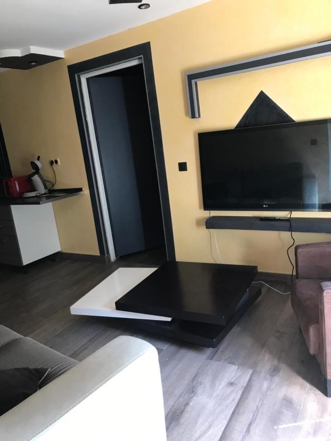 Residence Bord De Loire Euro 6 Decize Exteriör bild